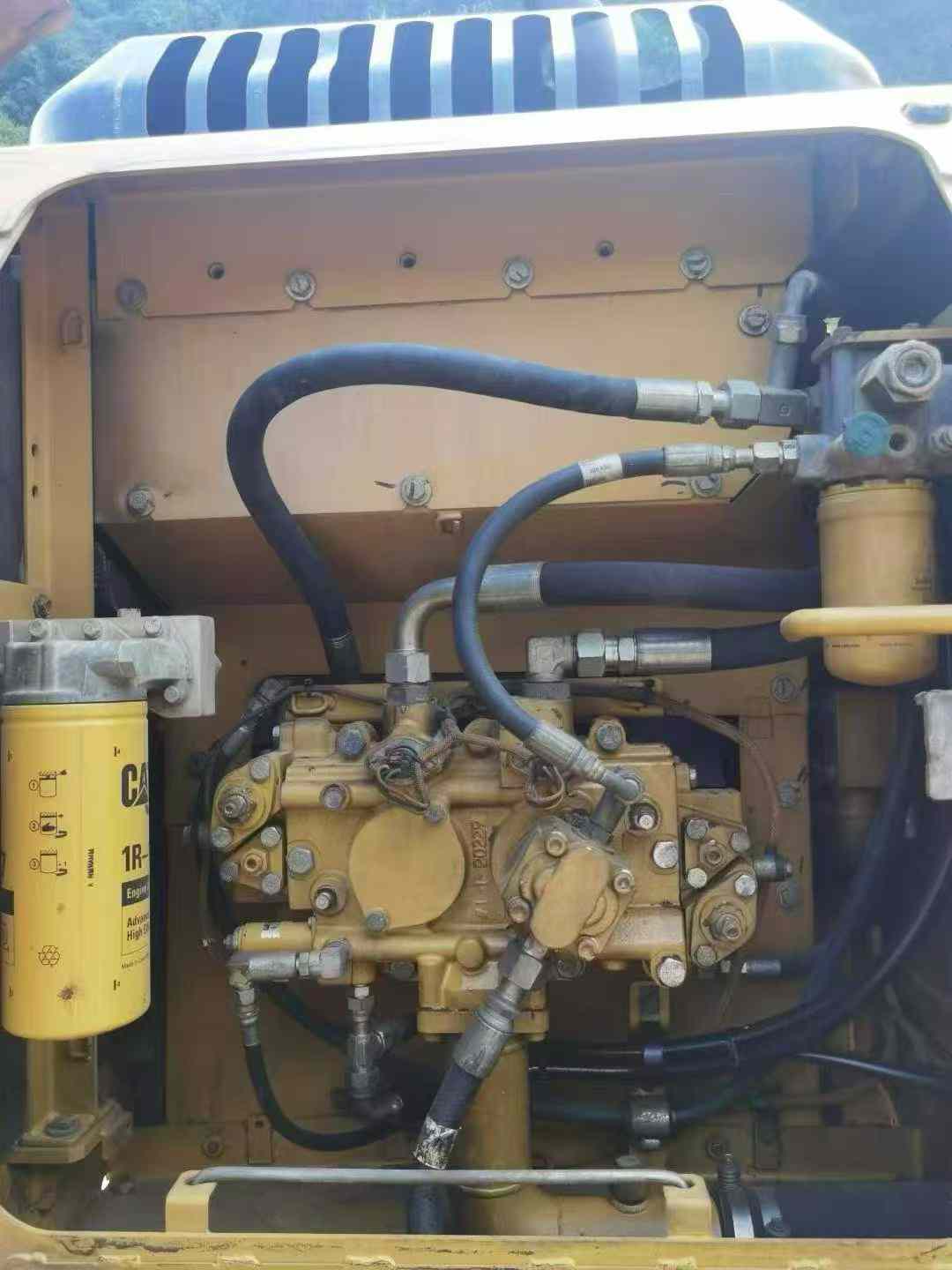 Used Caterpillar CT18 Excavator 2012 Model / 4