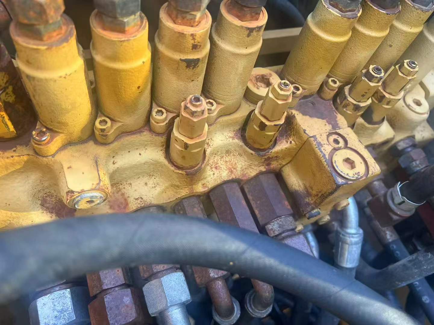 Used Caterpillar 307V2 Excavator 2016 Model / 6