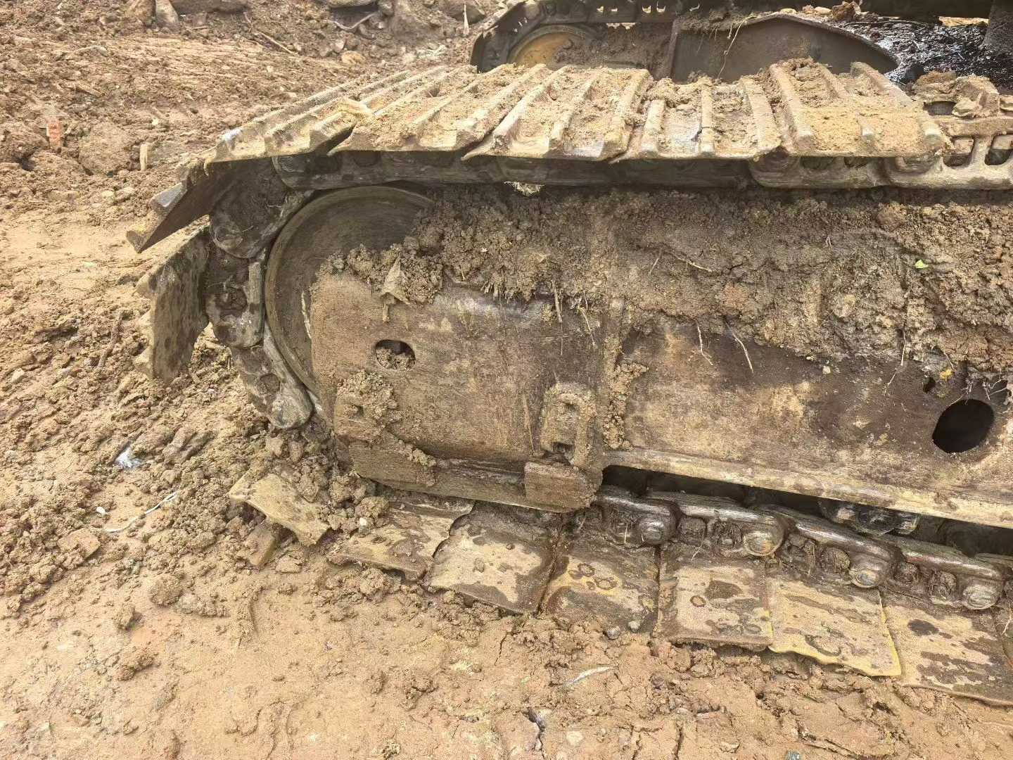 Used Komatsu PC220-8 Excavator 2016 Model / 4