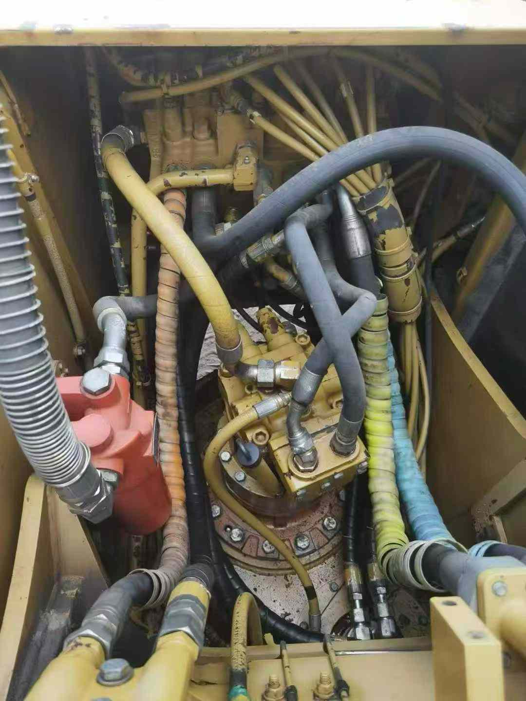 Used Caterpillar CT18 Excavator 2012 Model / 3