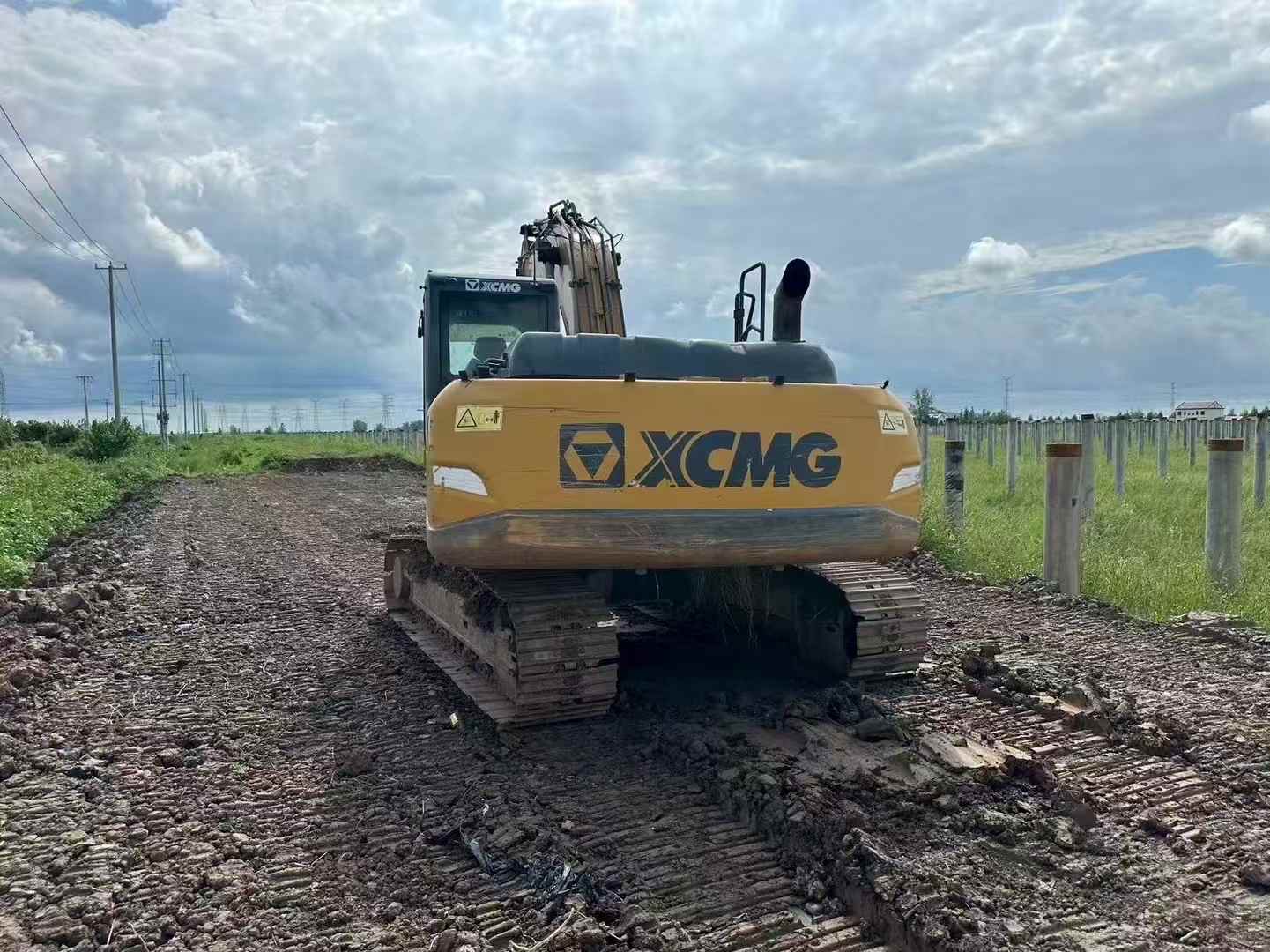 Used XCMG XE205GH Excavator 2021 Model / 6
