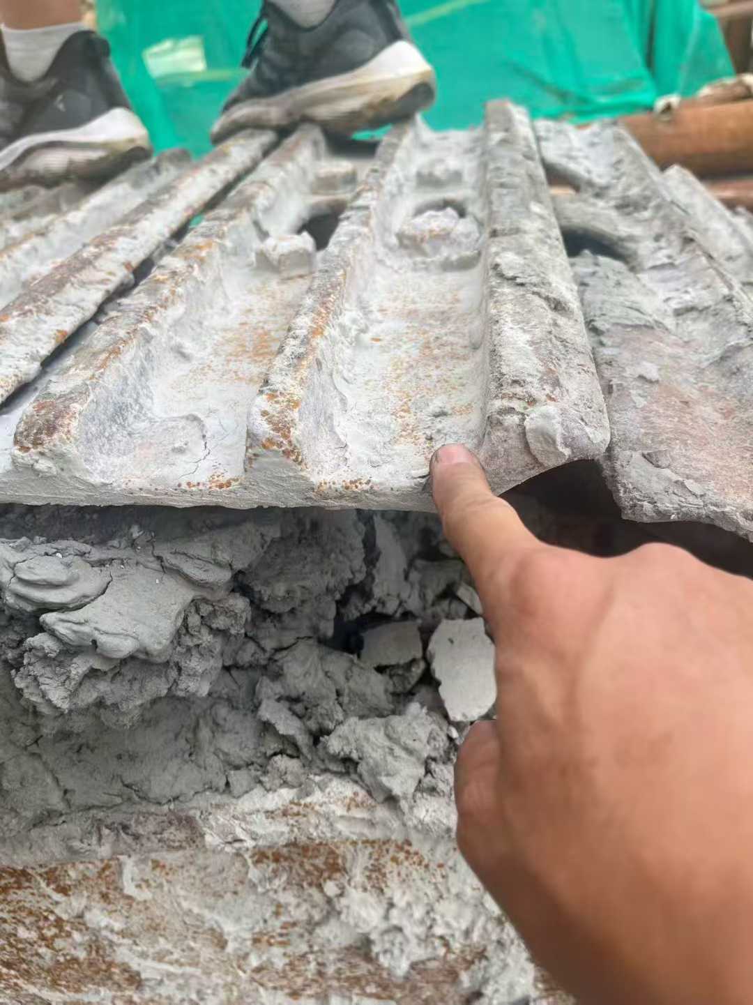 Used Hyundai R335LC-9T Excavator 2016 Model / 2