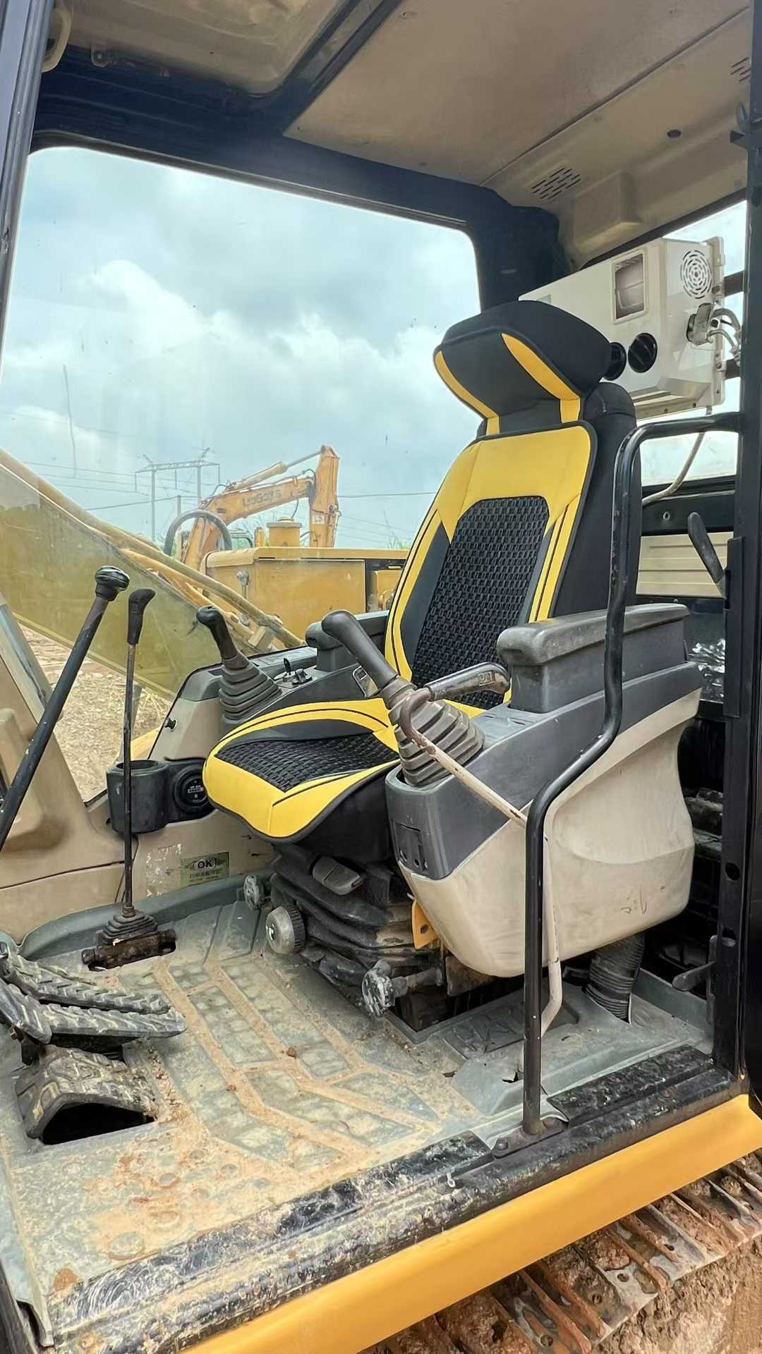 Used Caterpillar 307C Excavator 2016 Model / 8