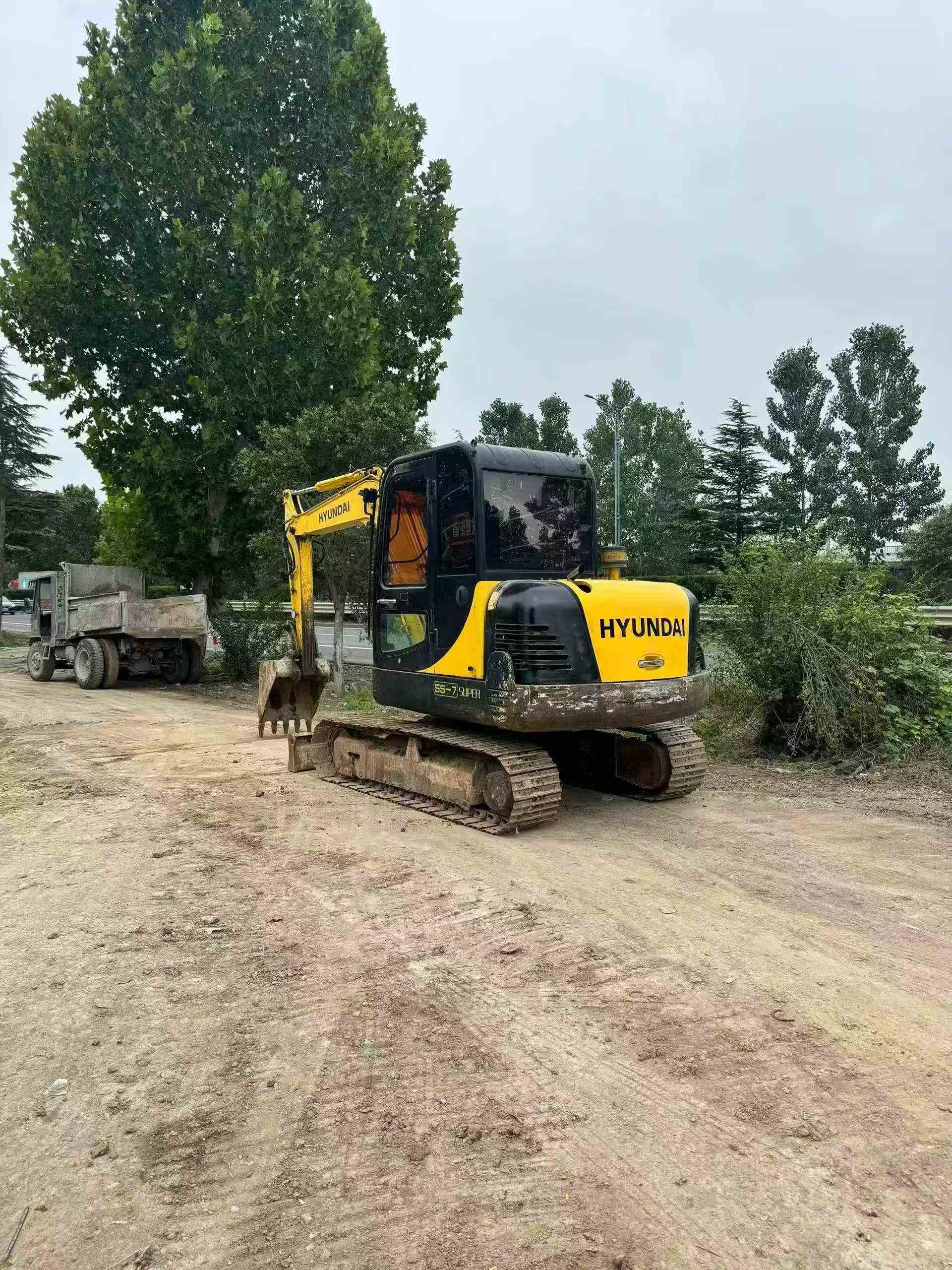 Used Hyundai R60-7 Excavator 2015 Model