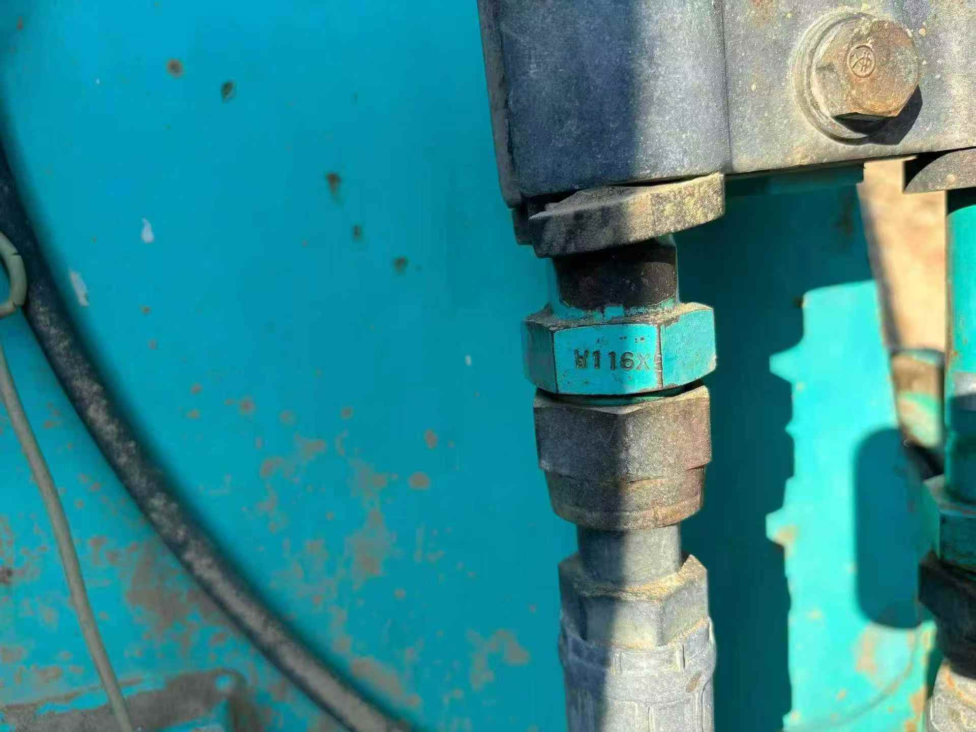 Used Kobelco SK210 Excavator 2011 Model / 8