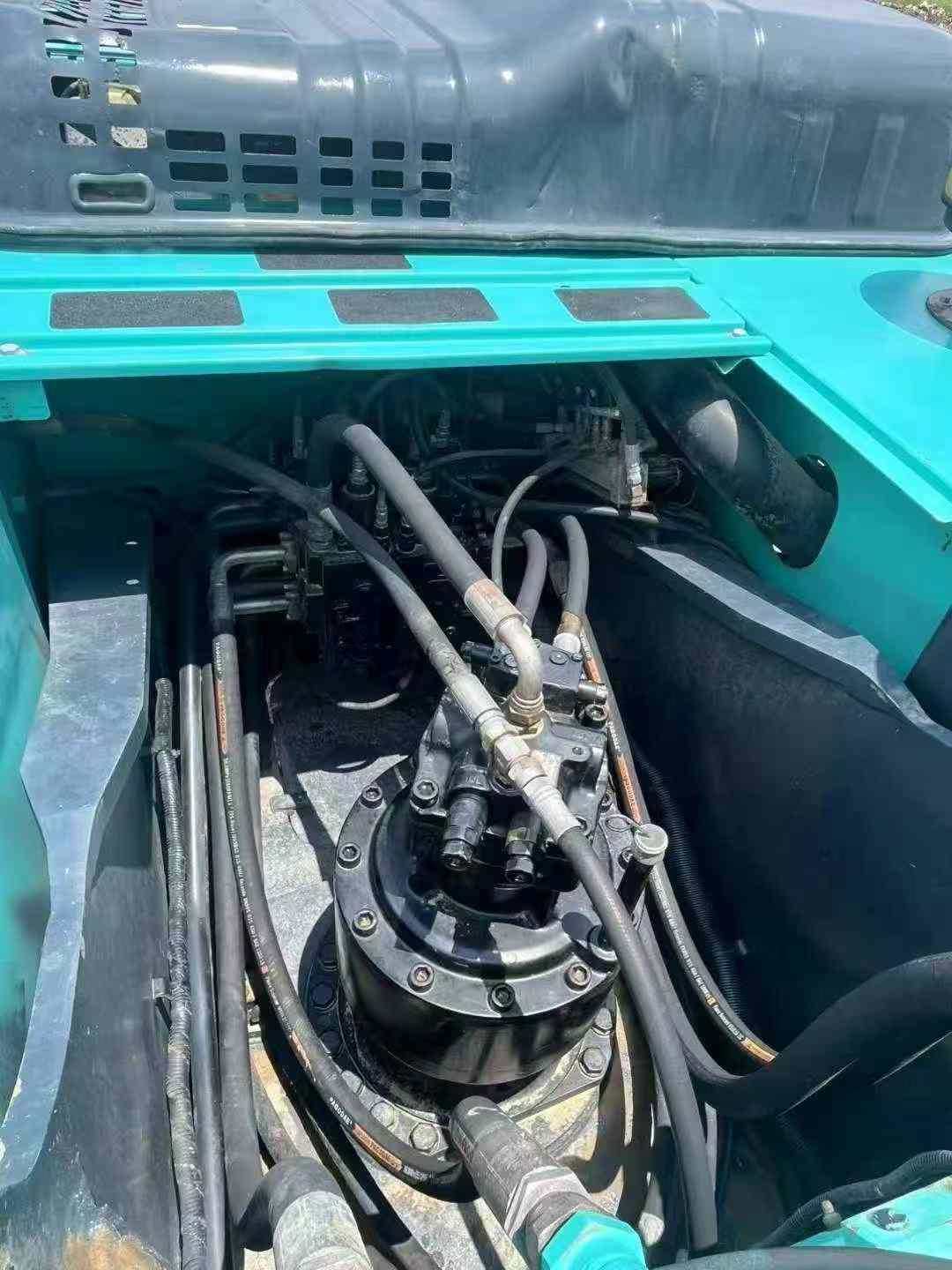 Used Kobelco SK350LC8 Excavator 2016 Model / 8