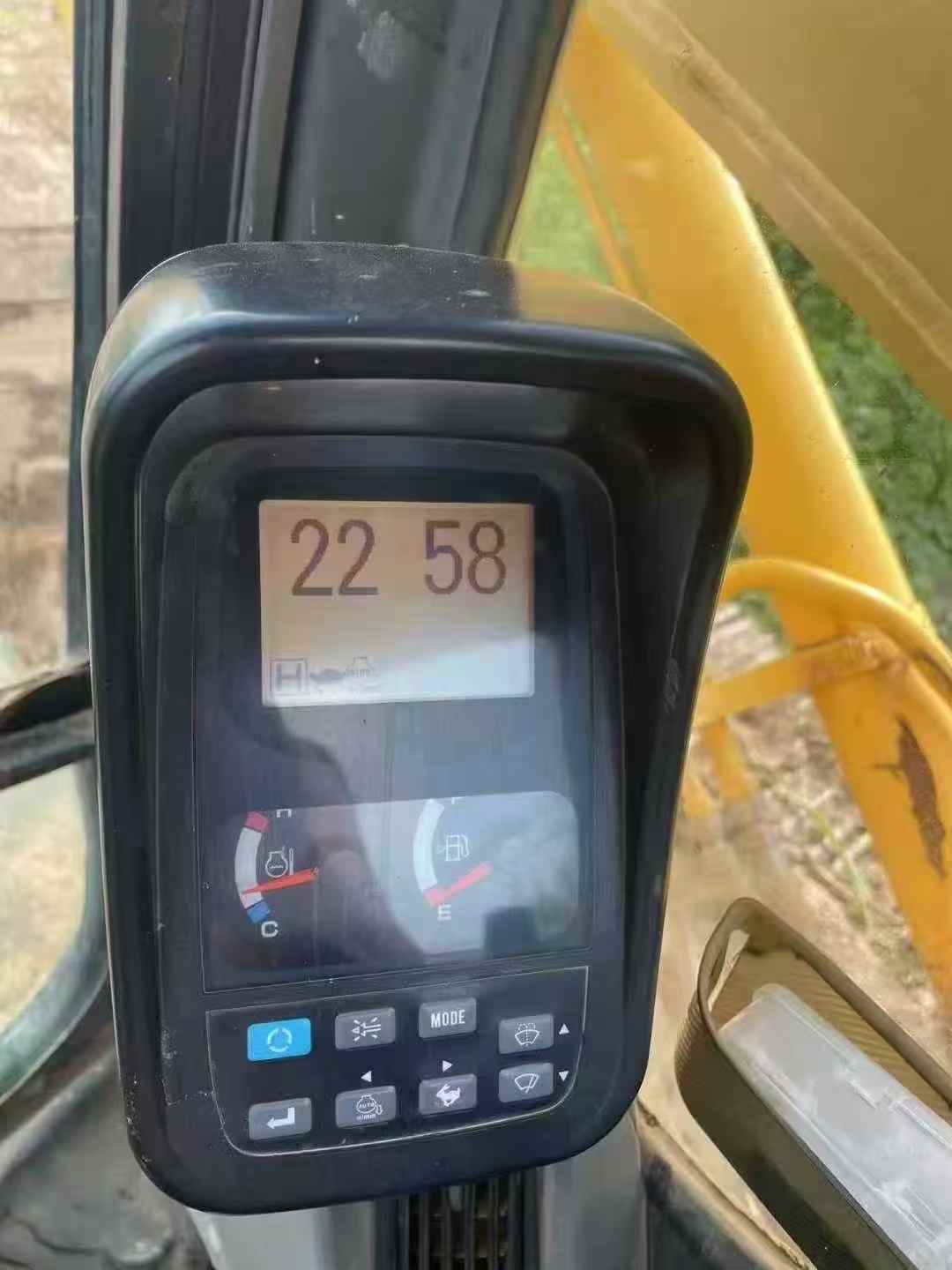 Used Kobelco SK210 Excavator 2011 Model / 7