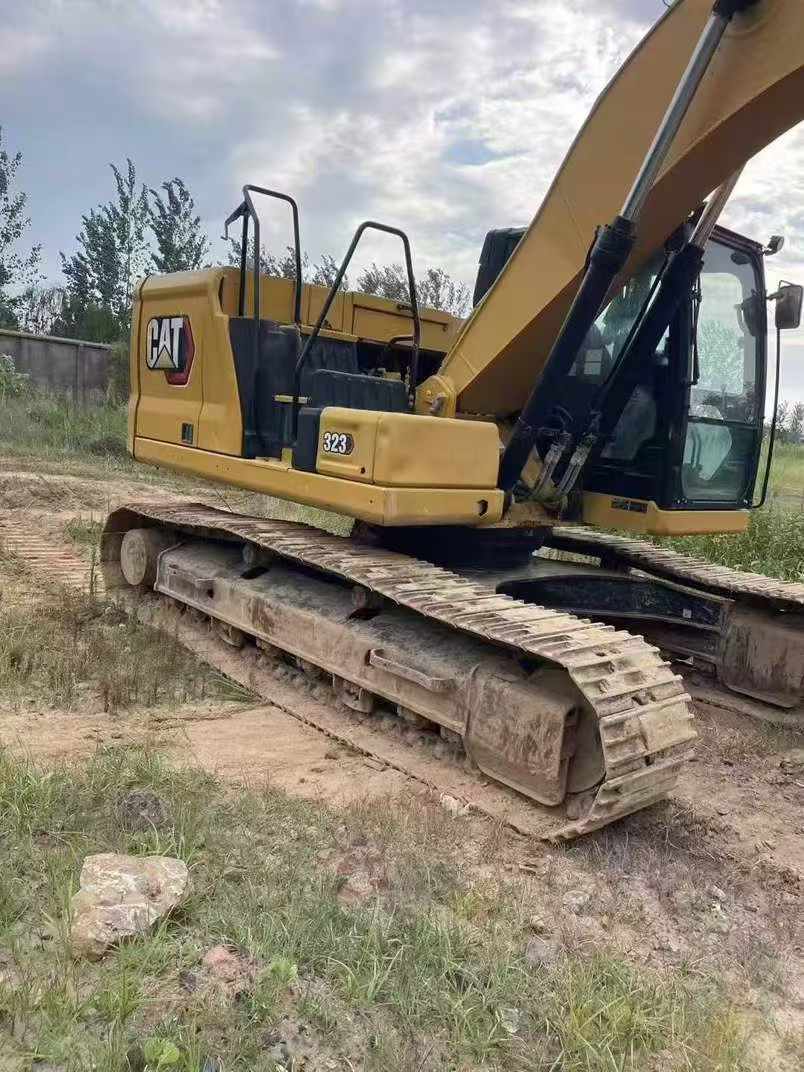 Used Caterpillar 323 Excavator 2020 Model / 4