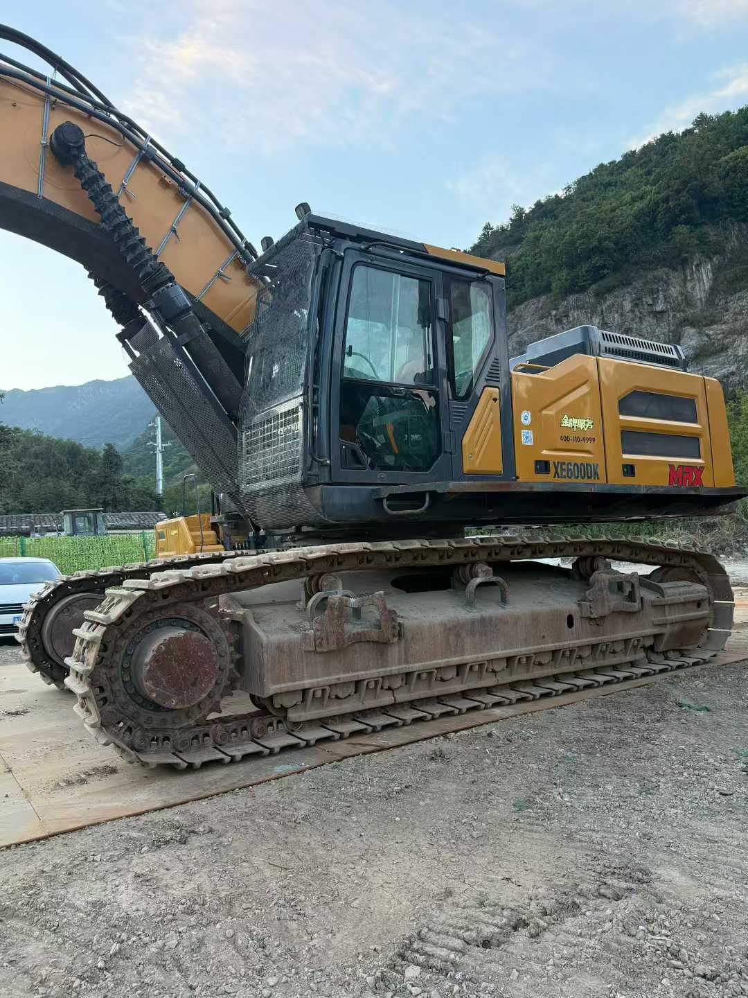 Used XCMG XE60 Excavator 2022 Model / 3