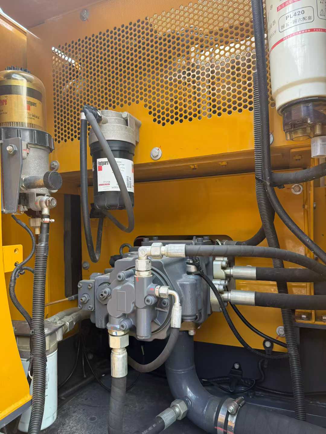 Used XCMG LW200 Excavator 2025 Model / 5