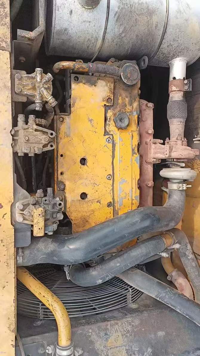 Used Caterpillar 323 Excavator 2016 Model / 2