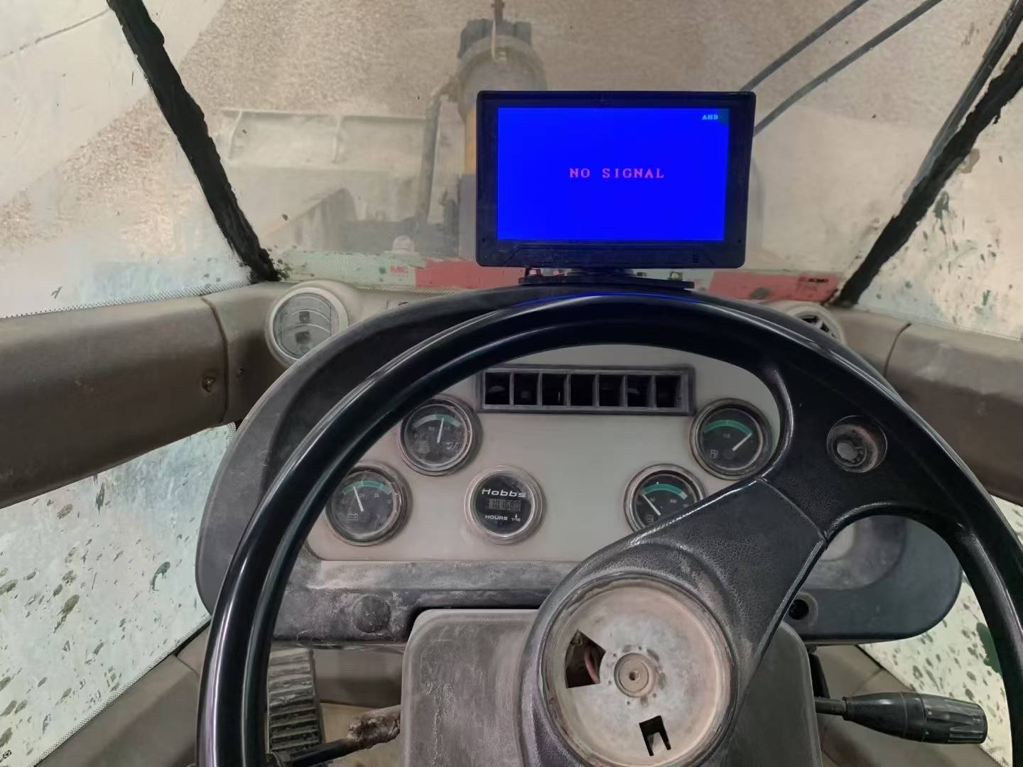 Used XCMG ZL50G Excavator 2012 Model / 4