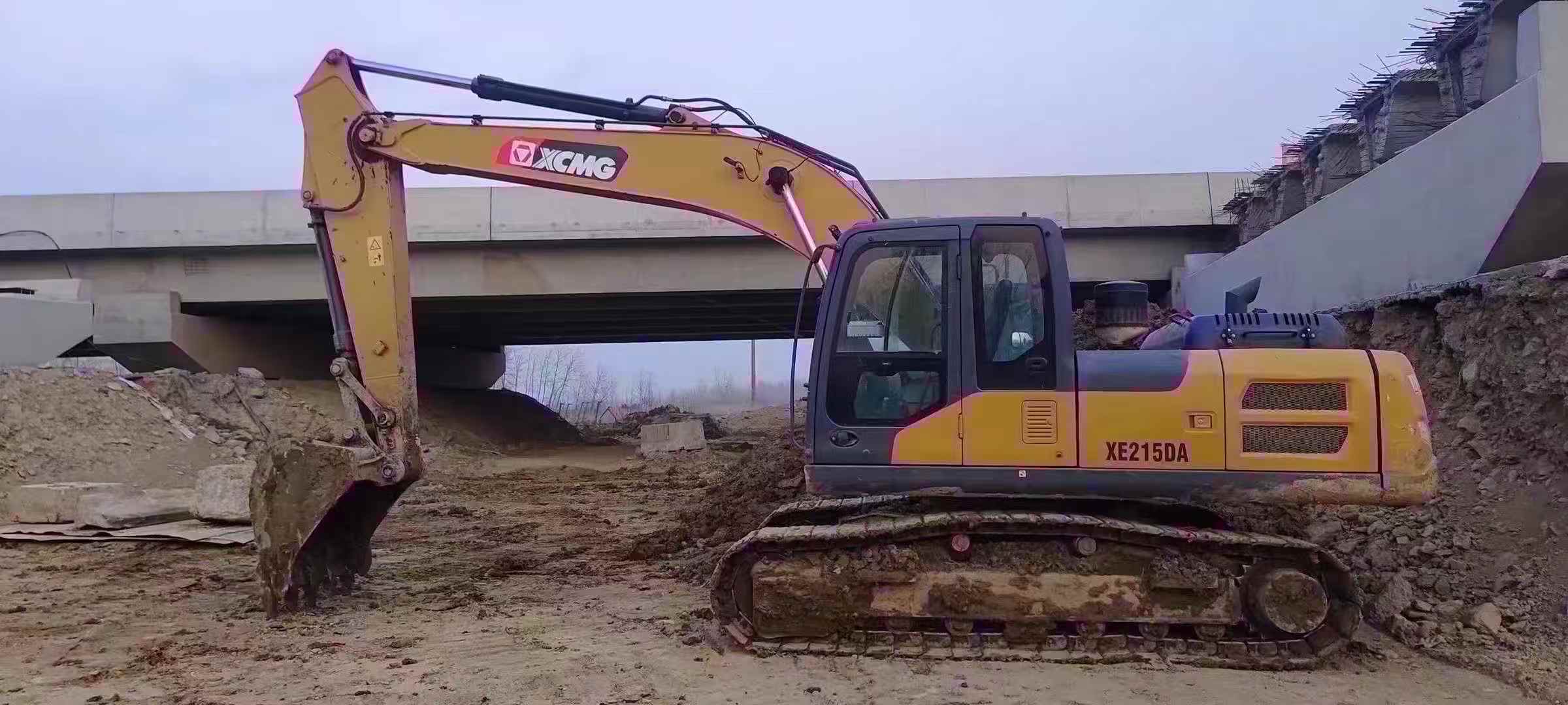 Used XCMG XE205GH Excavator 2021 Model