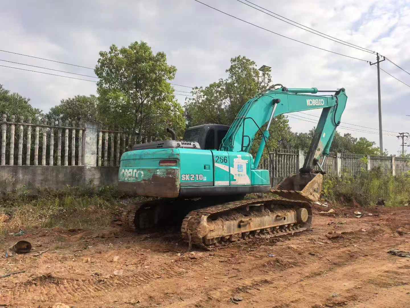 Used Kobelco SK210 Excavator 2016 Model