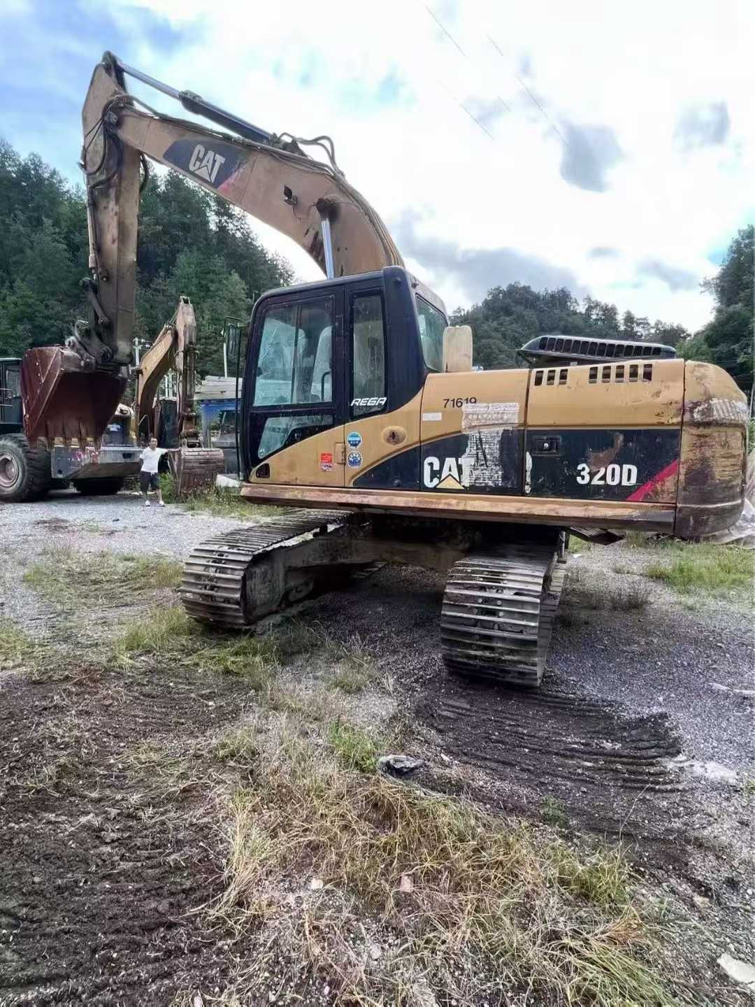 Used Caterpillar 320D Excavator 2016 Model