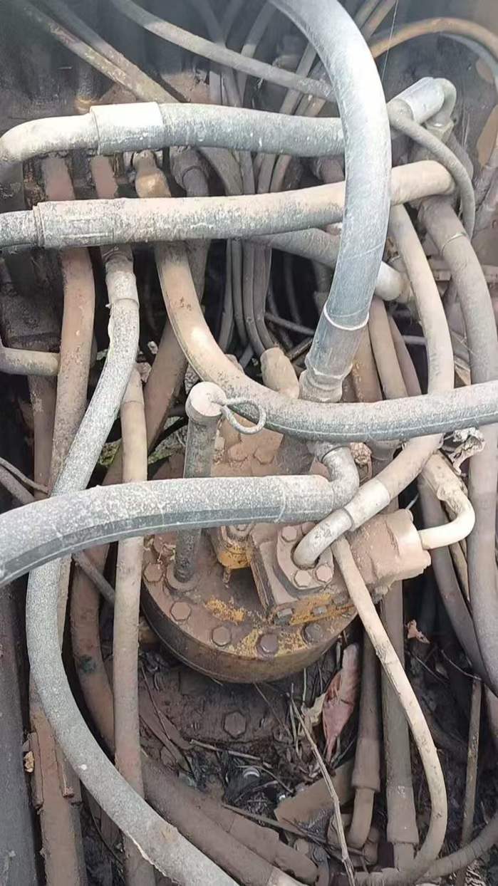 Used Caterpillar 323 Excavator 2016 Model / 3