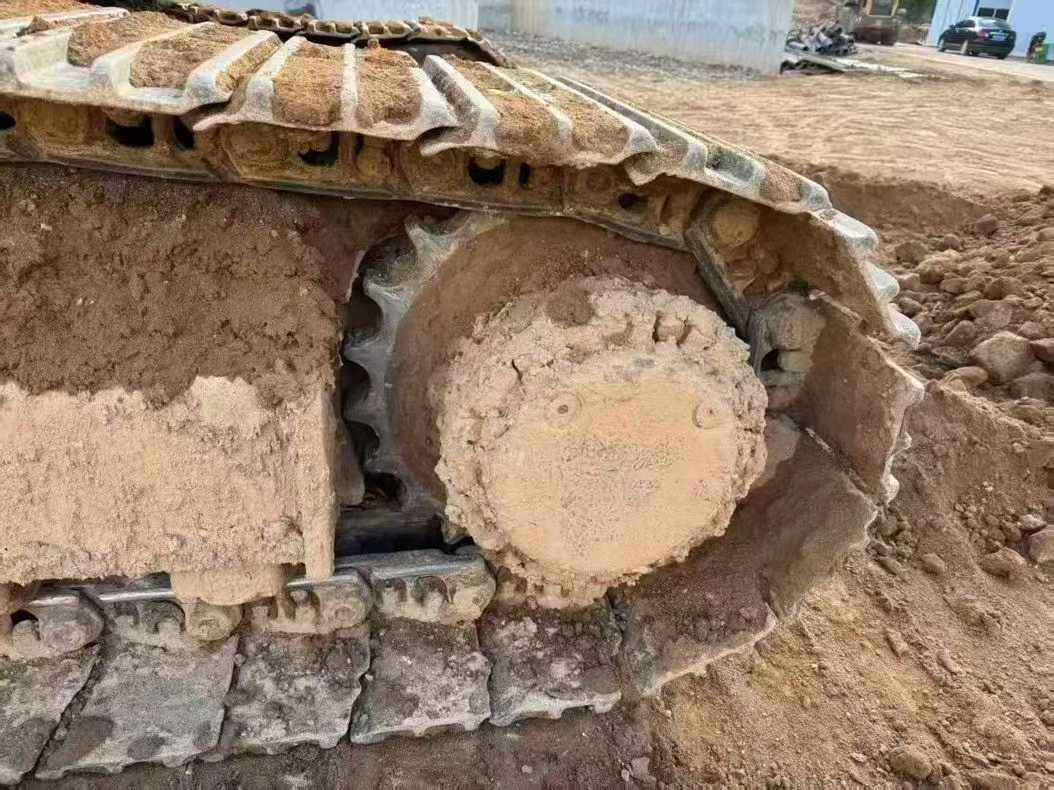 Used Caterpillar 329D Excavator 2016 Model / 5