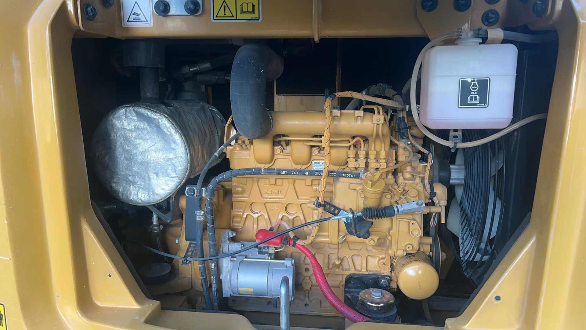 Used Caterpillar 305.5 Excavator 2016 Model / 5