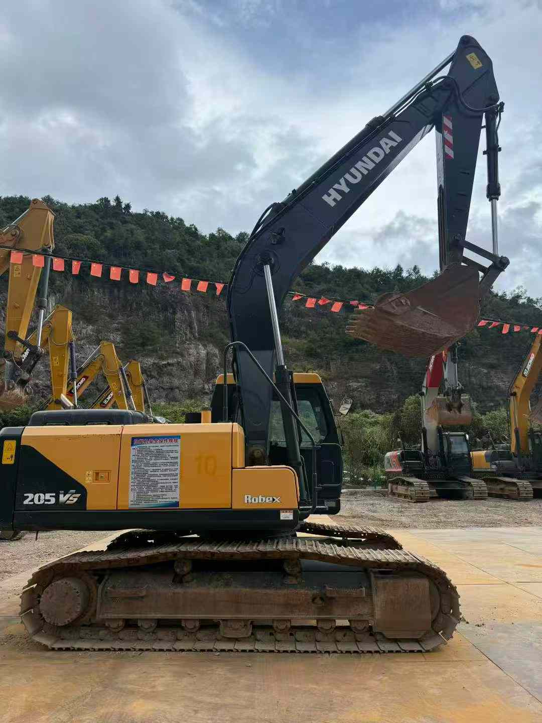 Used Hyundai R205VS Excavator 2022 Model