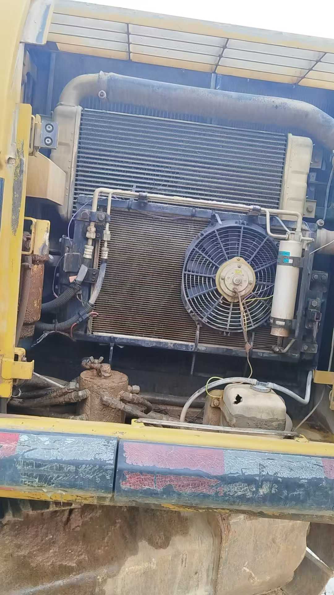 Used Caterpillar 320D Excavator 2016 Model / 3