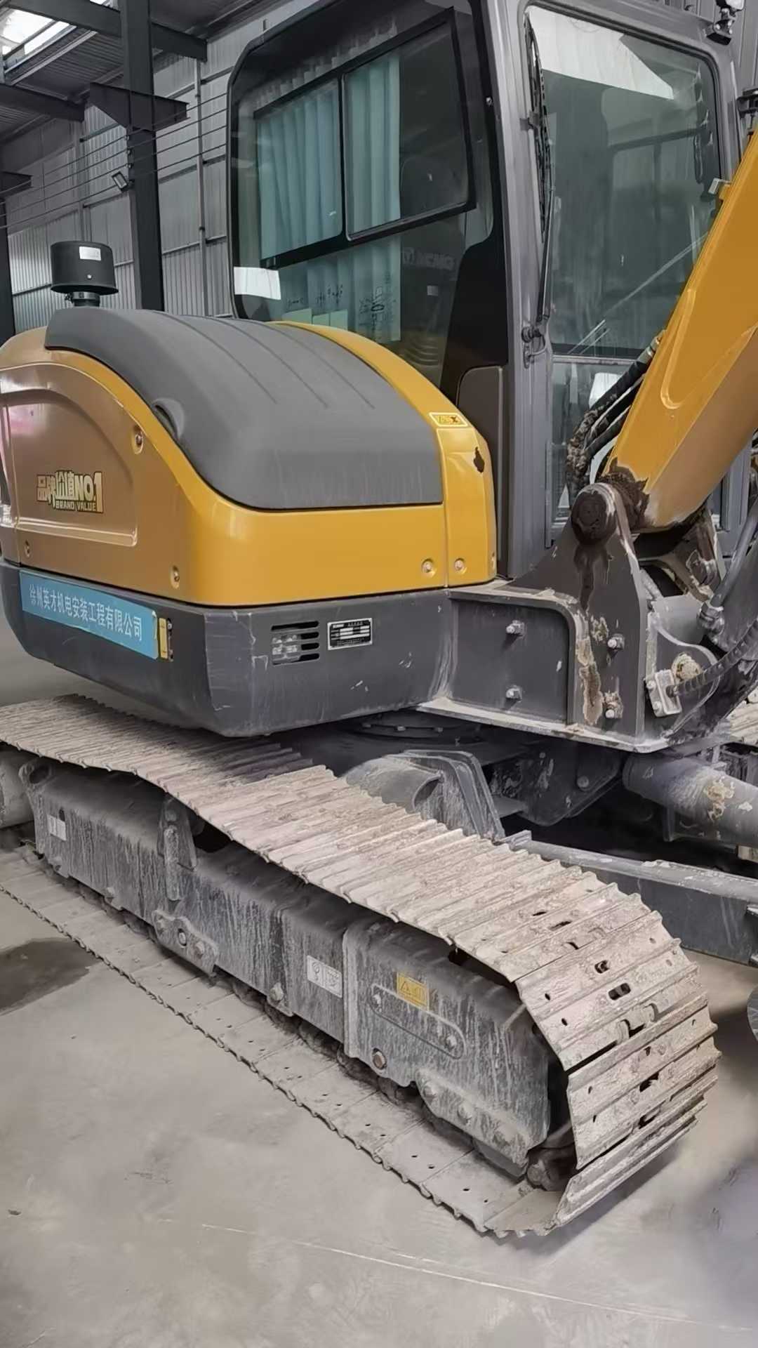 Used XCMG XE60 Excavator 2023 Model / 4