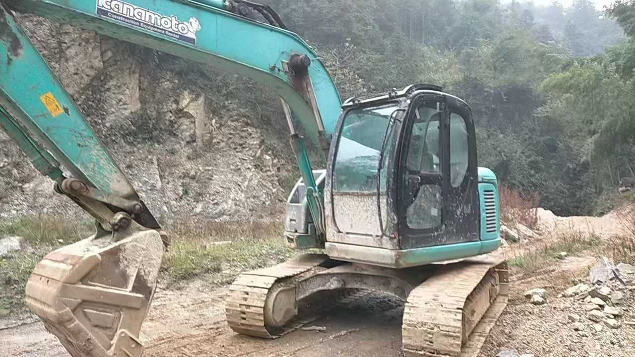 Used Kobelco SK135 Excavator 2016 Model / 2