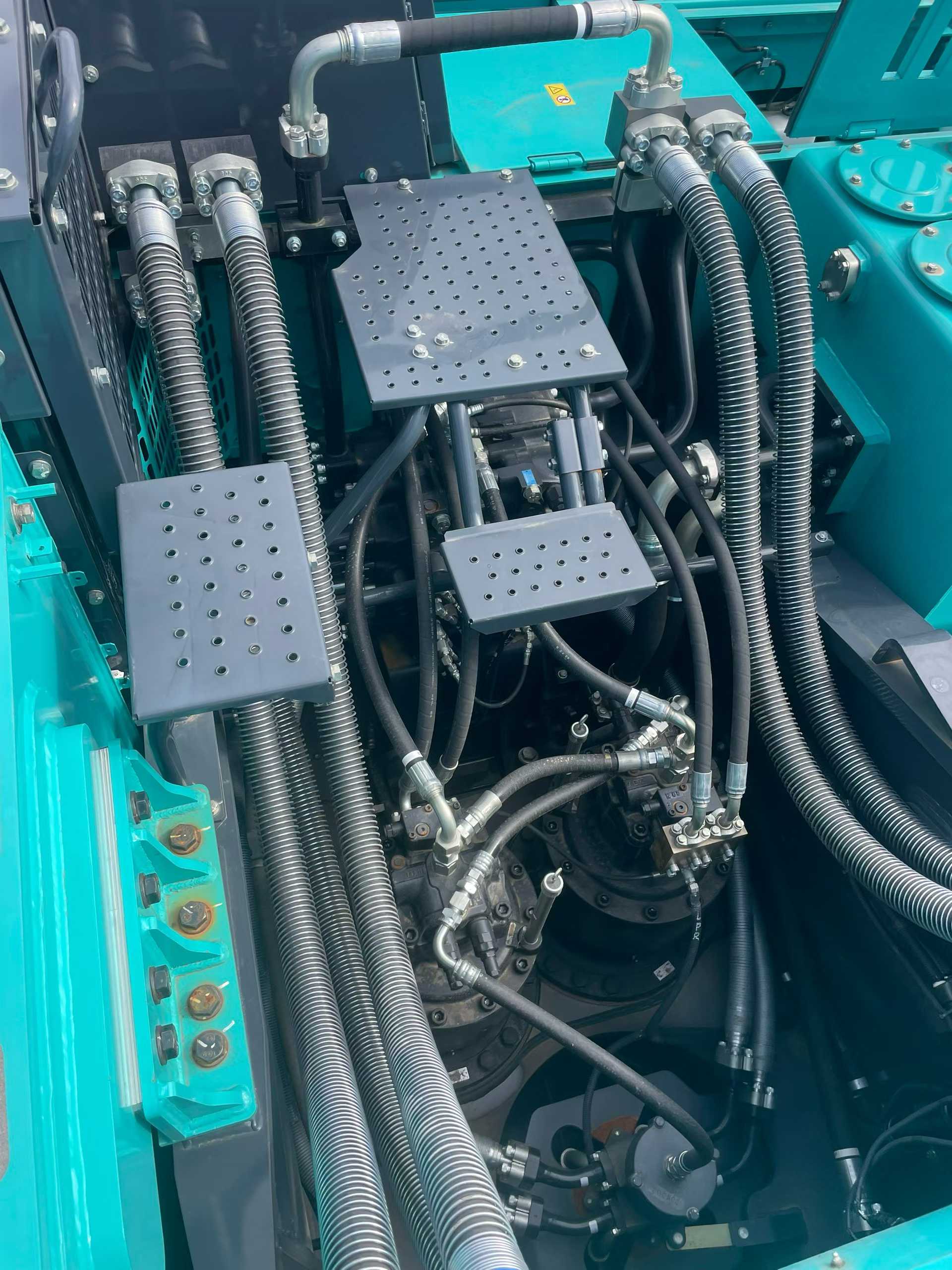 Used Kobelco SK850 Excavator 2016 Model / 4