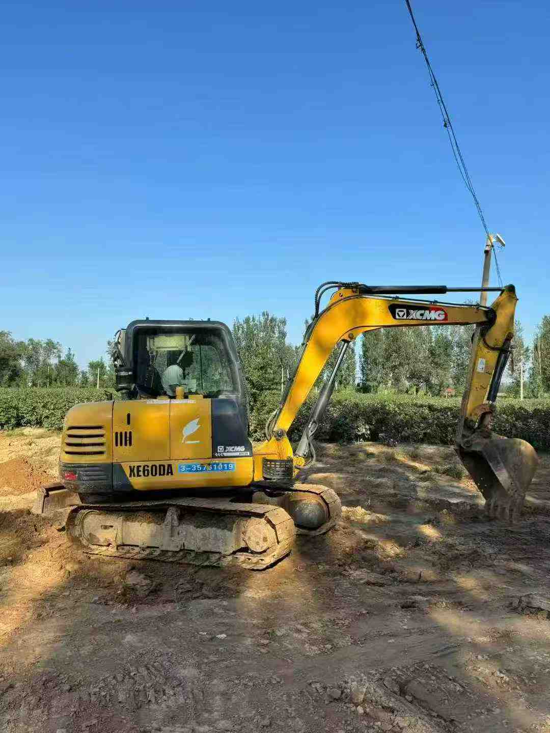 Used XCMG XE60 Excavator 2016 Model / 3