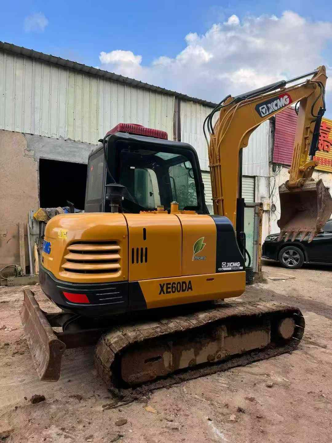 Used XCMG XE60 Excavator 2016 Model / 3