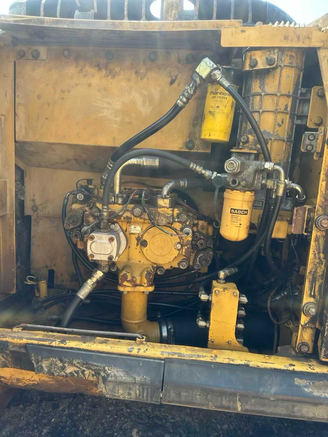 Used Caterpillar 320D Excavator 2016 Model / 3