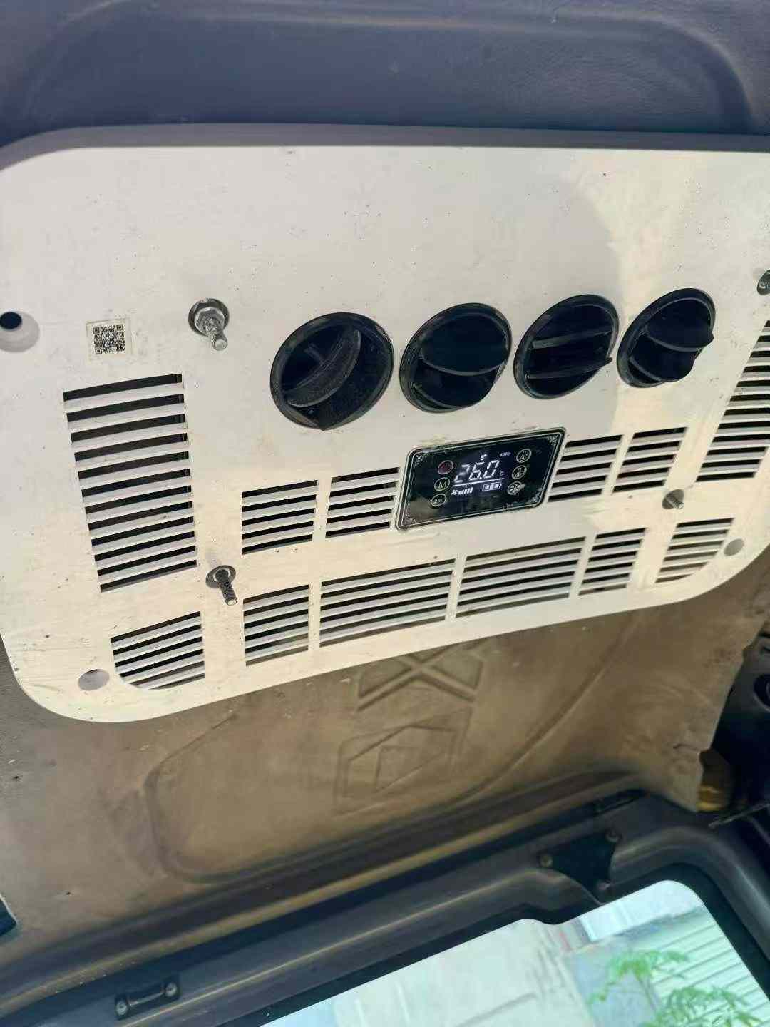 Used XCMG XE60 Excavator 2016 Model / 6