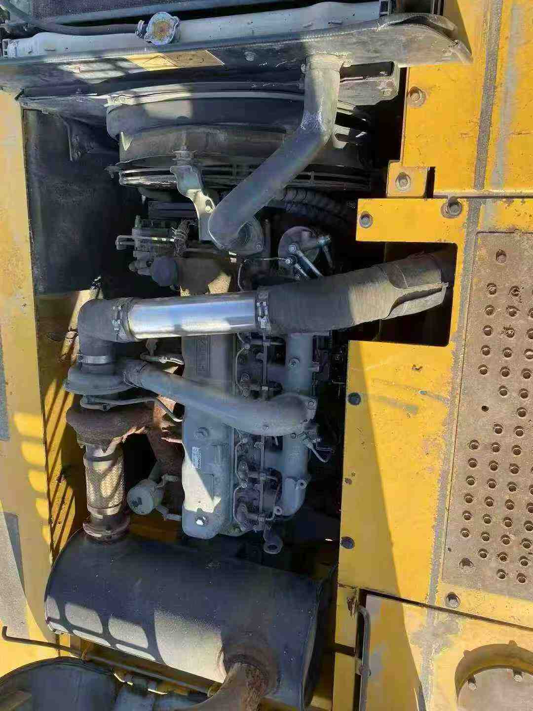 Used XCMG XE215 Excavator 2016 Model / 4