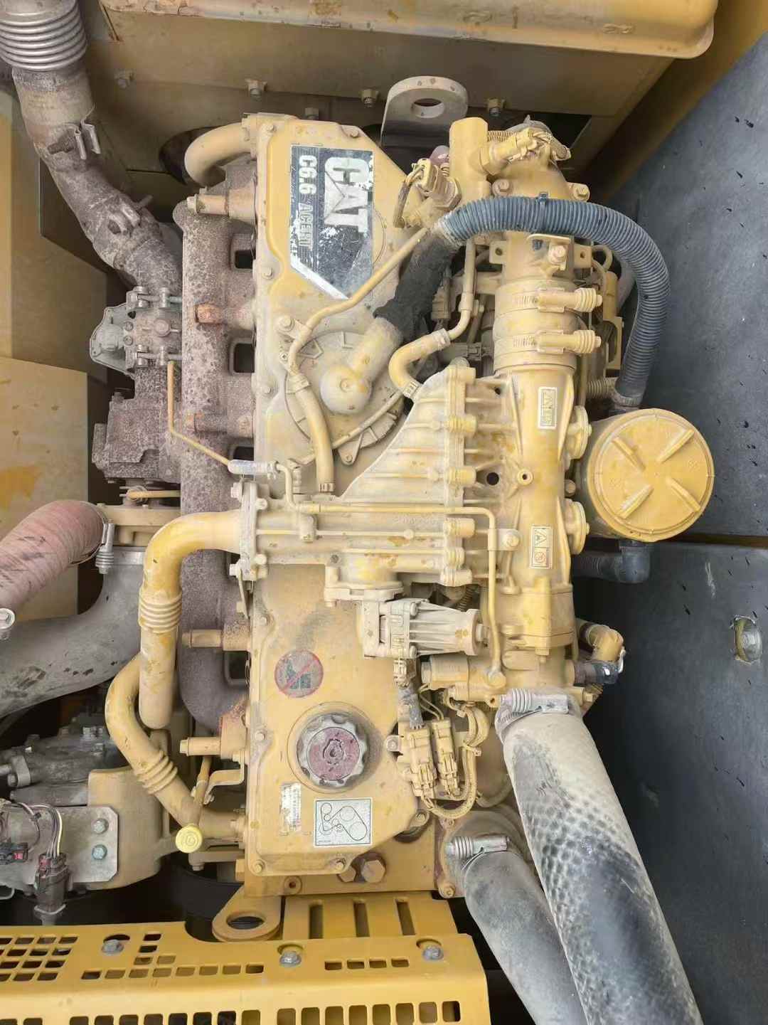 Used Caterpillar 320E Excavator 2016 Model / 8