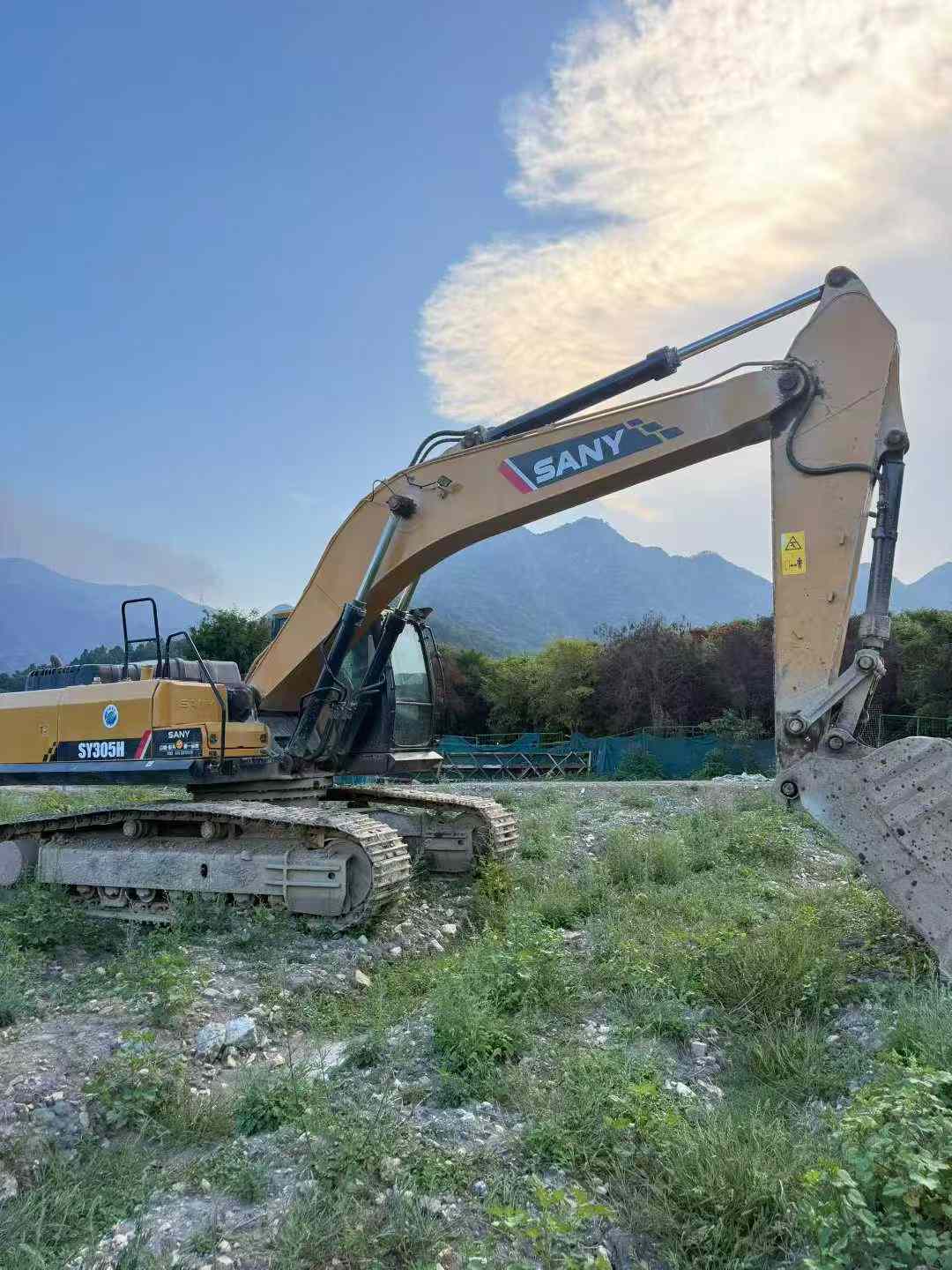 Used Sany SW305K Excavator 2016 Model / 2