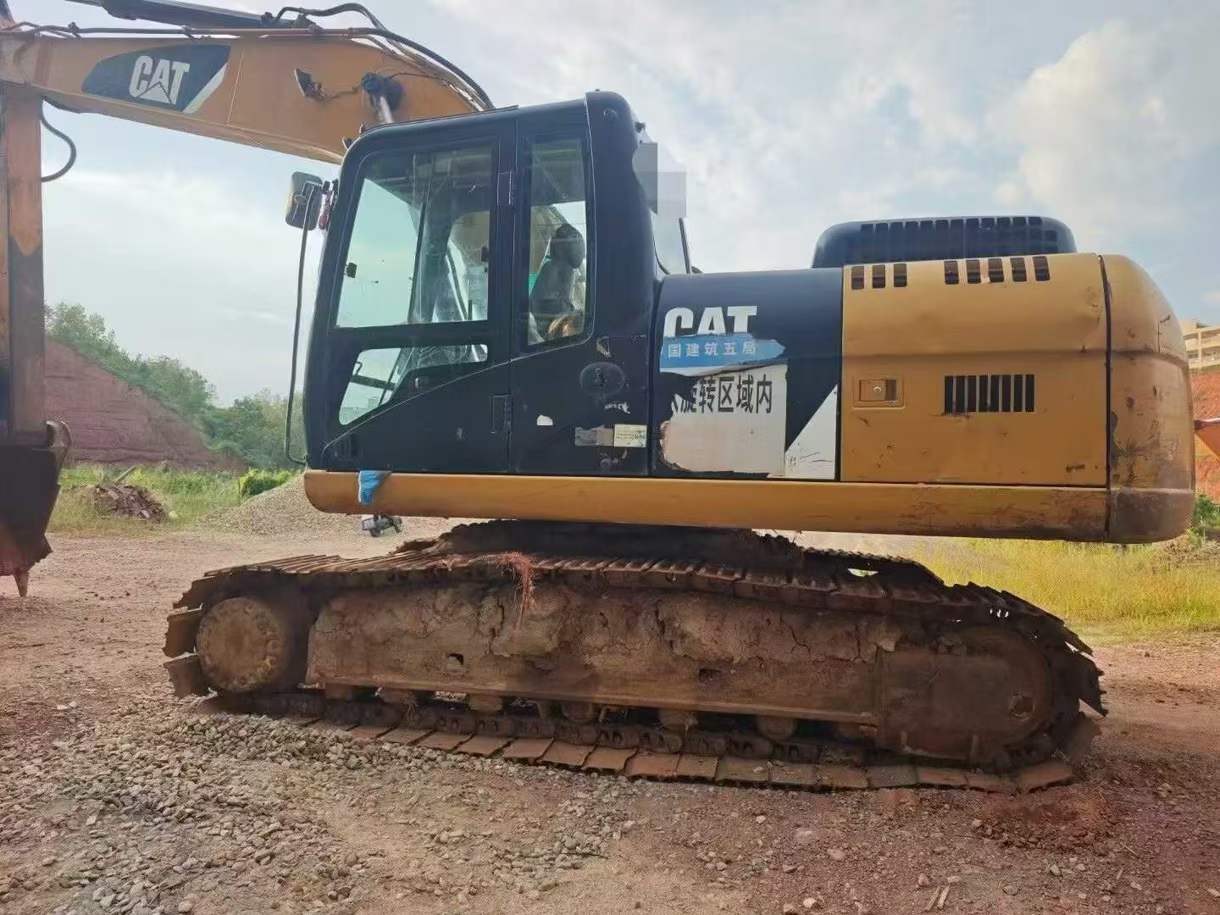 Used Caterpillar CT20 Excavator 2016 Model / 2