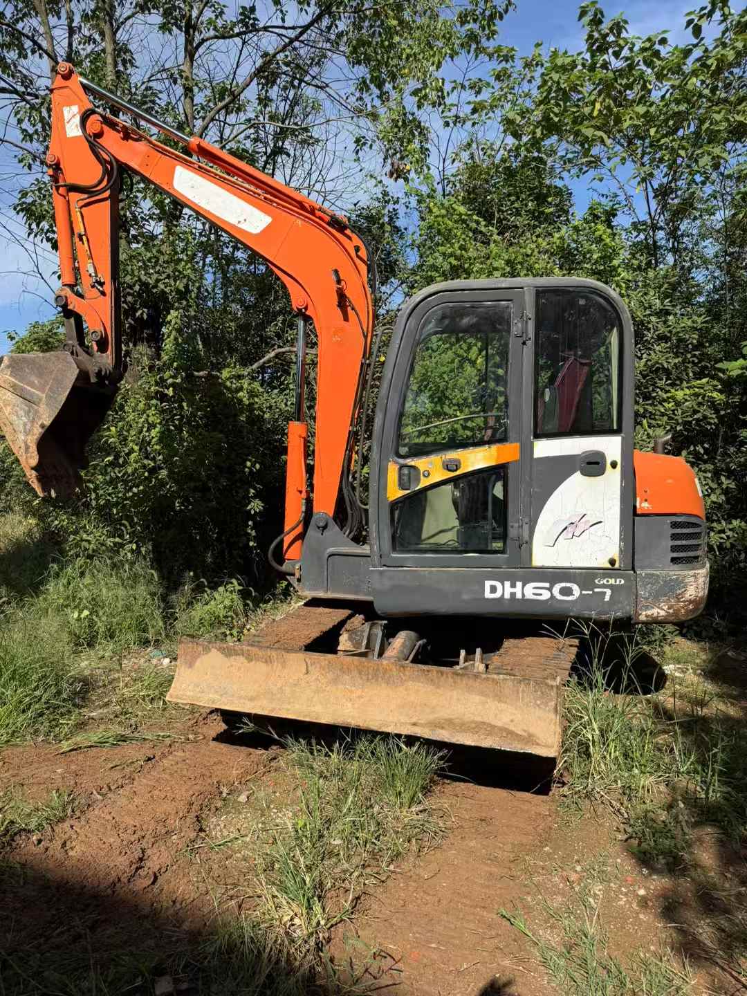 Used Doosan DX60 Excavator 2016 Model / 6