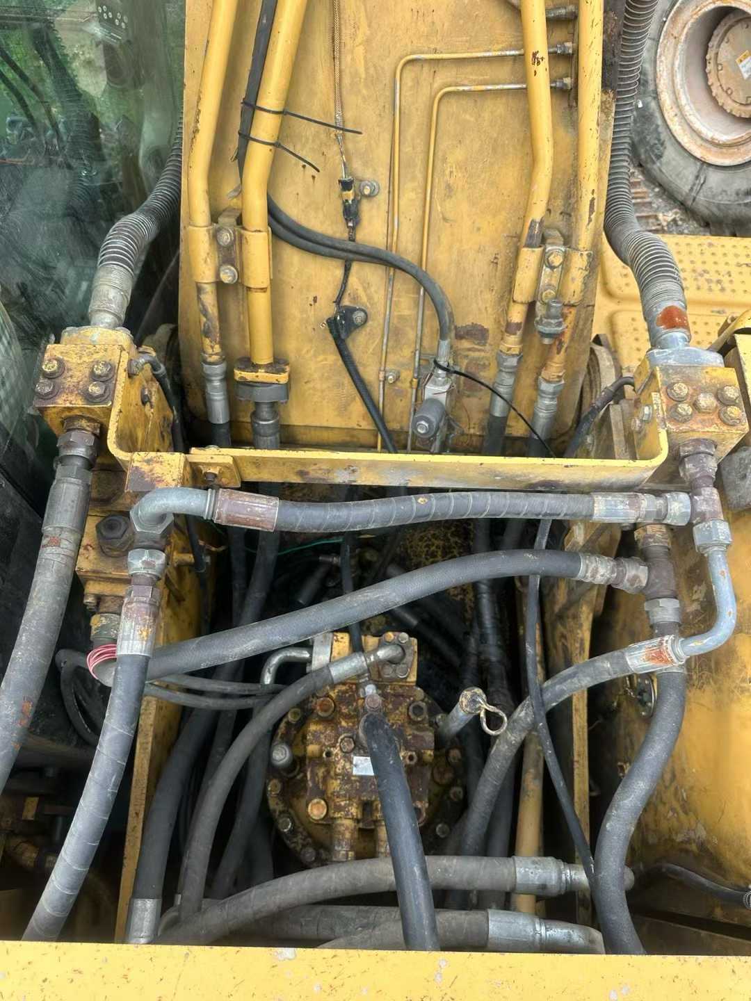 Used Caterpillar 320D Excavator 2016 Model / 5