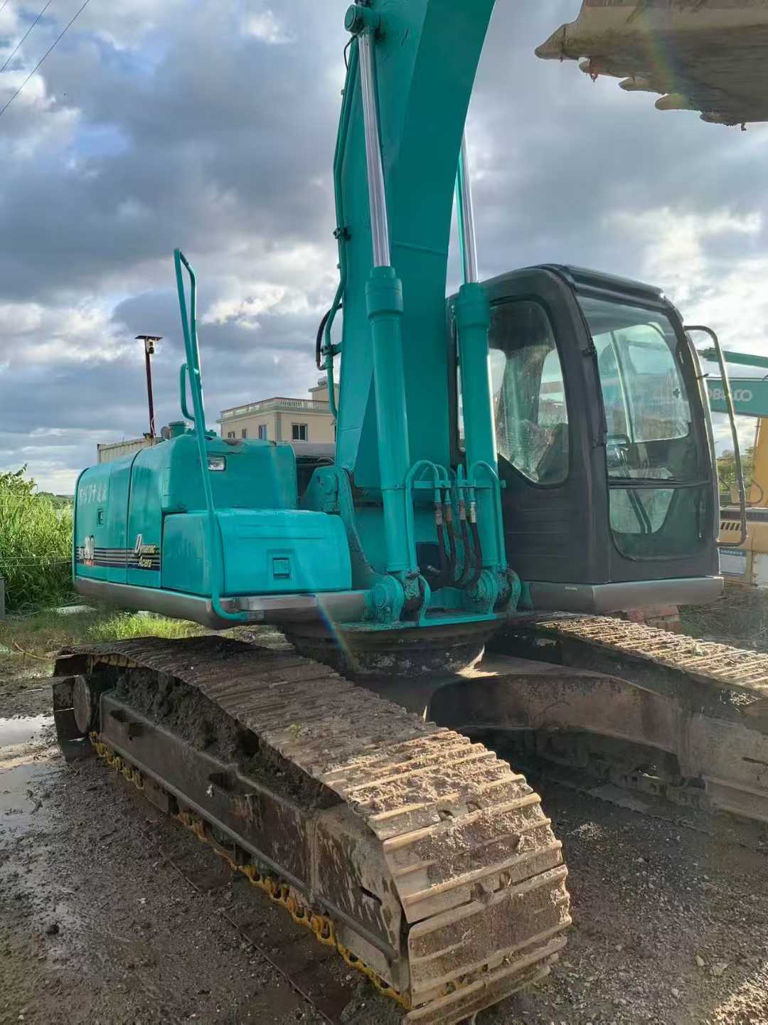 Used Kobelco SK200-10 Excavator 2016 Model / 8