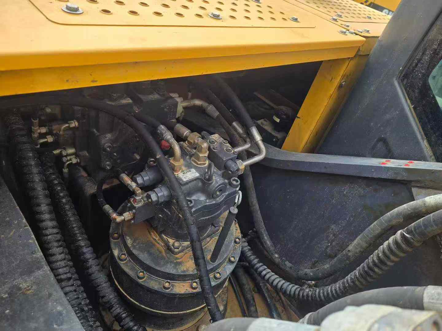 Used XCMG XE370 Excavator 2022 Model / 2