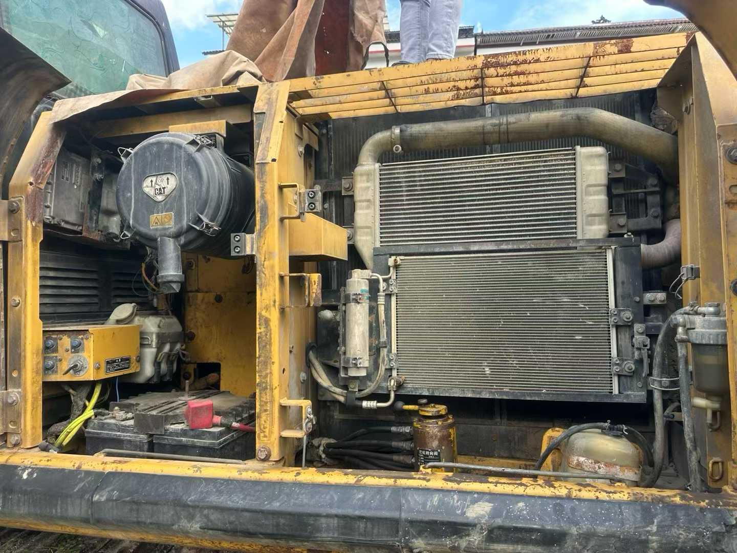 Used Caterpillar 320D Excavator 2016 Model / 4