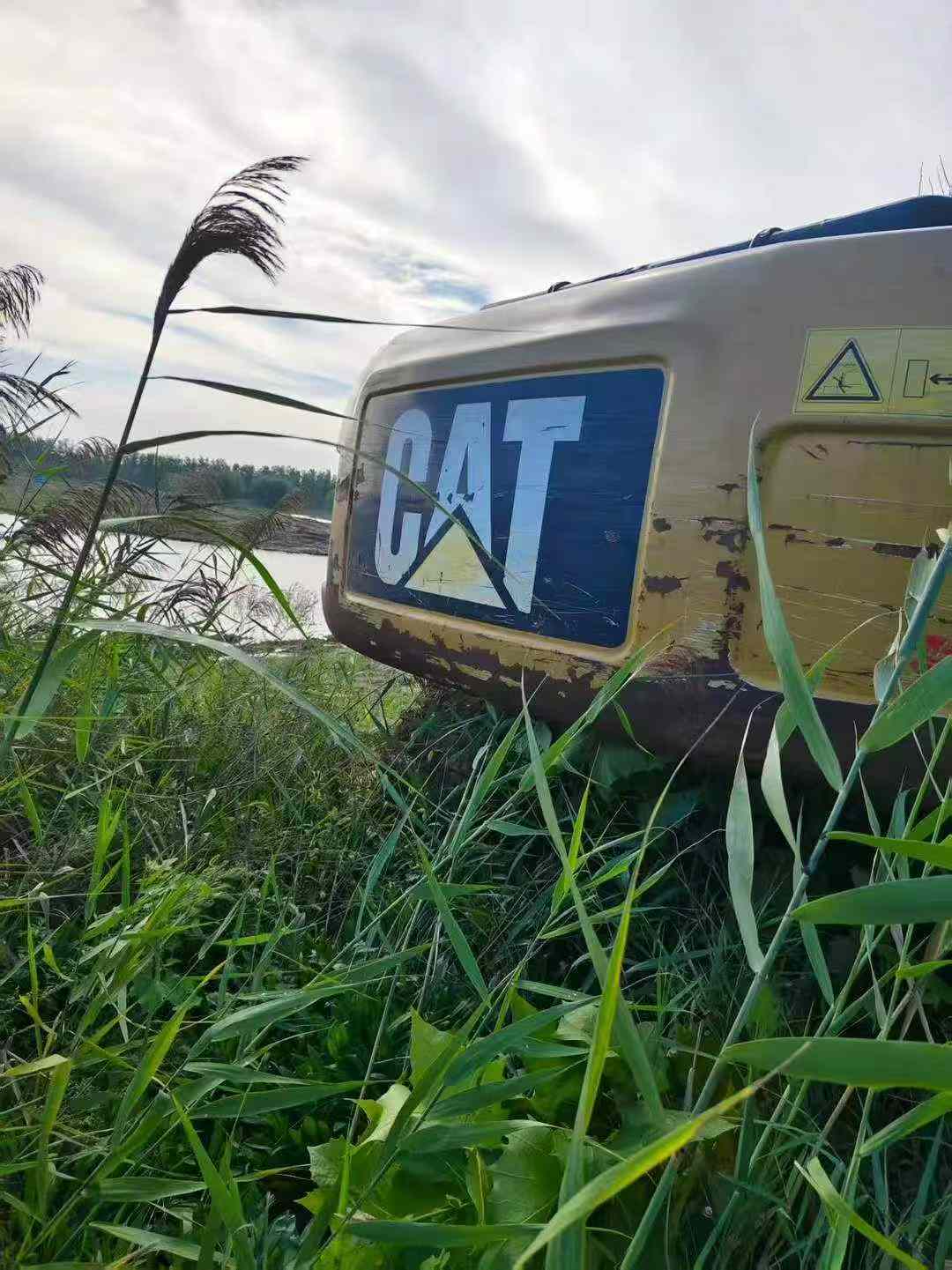 Used Caterpillar 320D Excavator 2008 Model / 2