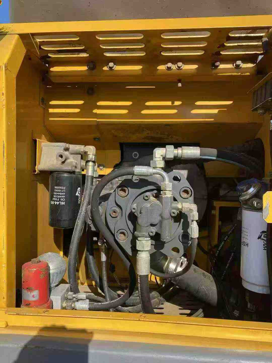 Used XCMG XE215 Excavator 2016 Model / 6