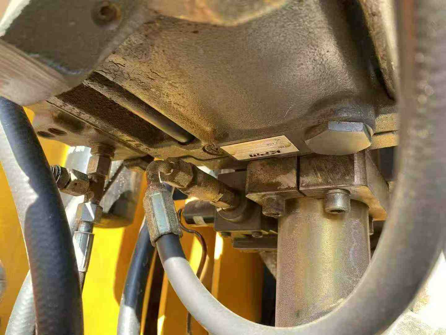 Used XCMG XE215 Excavator 2016 Model / 7