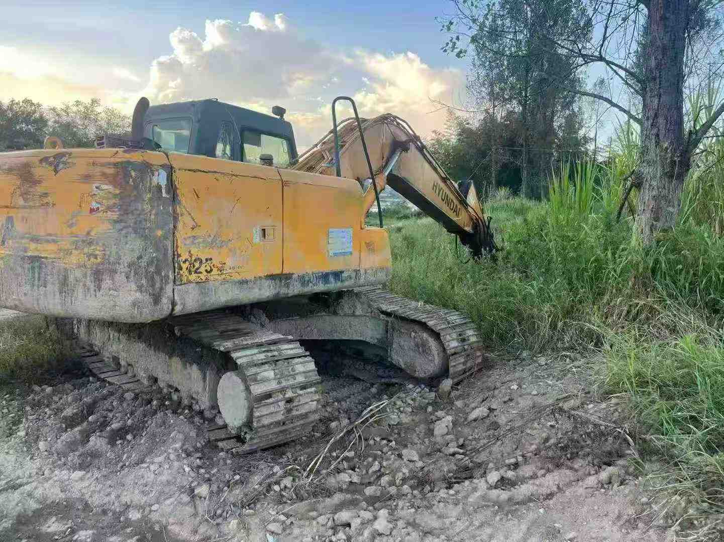 Used Hyundai R215-7 Excavator 2016 Model