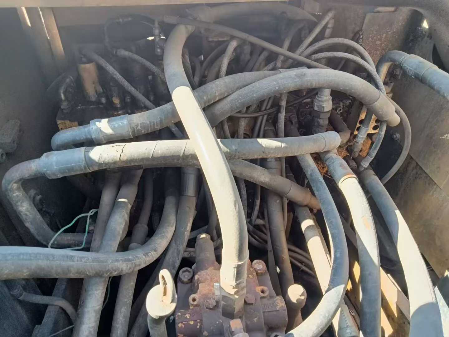 Used Caterpillar 323DL Excavator 2011 Model / 5