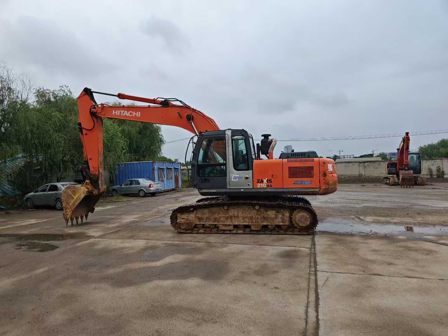 Used Hitachi ZX210H Excavator 2011 Model