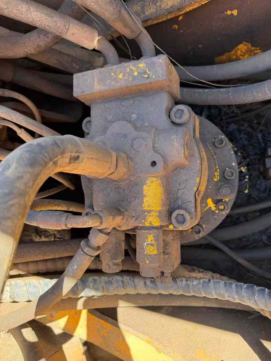 Used Hyundai R215-7 Excavator 2016 Model / 6