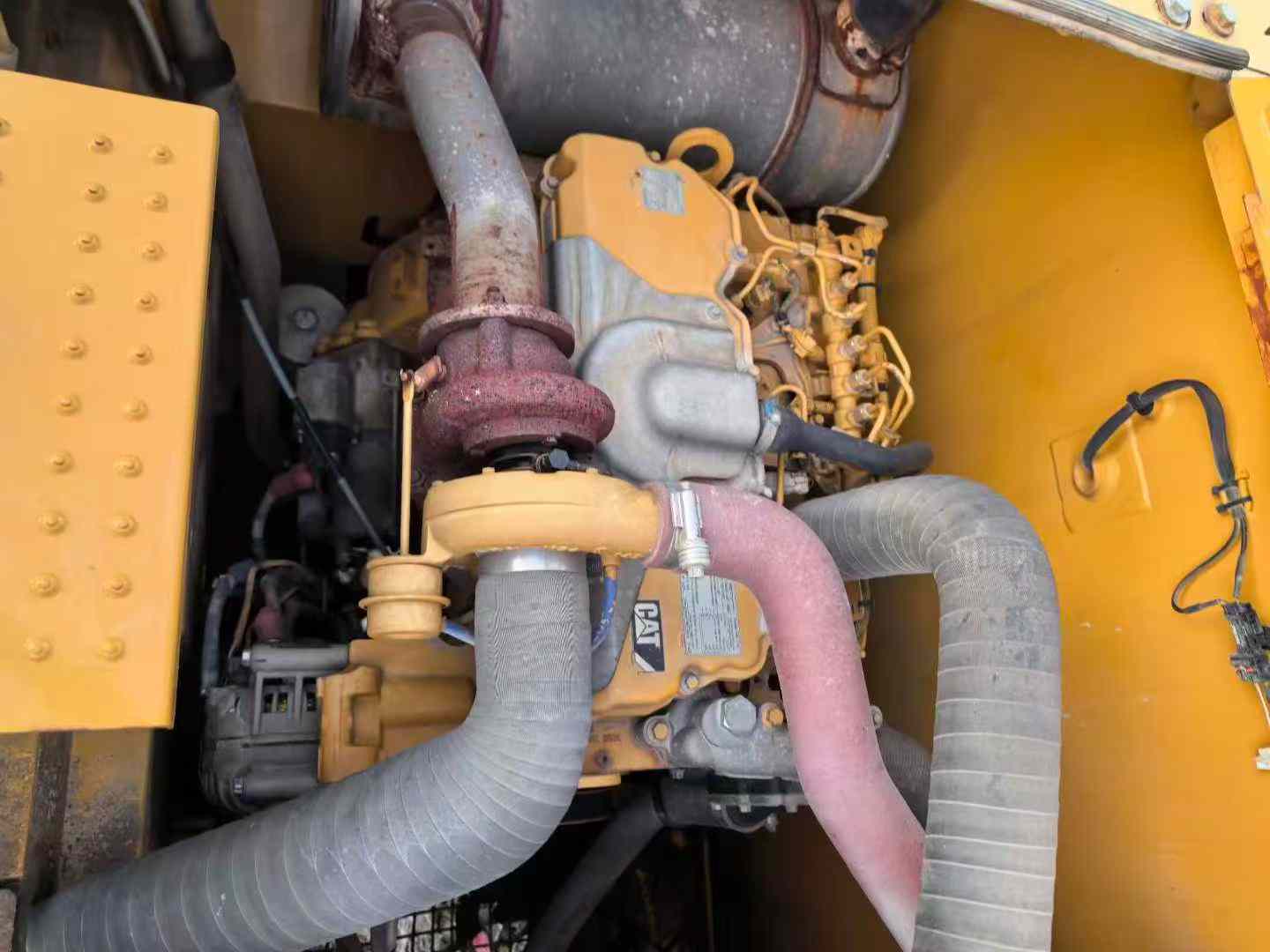 Used Caterpillar 320GC Excavator 2019 Model / 4