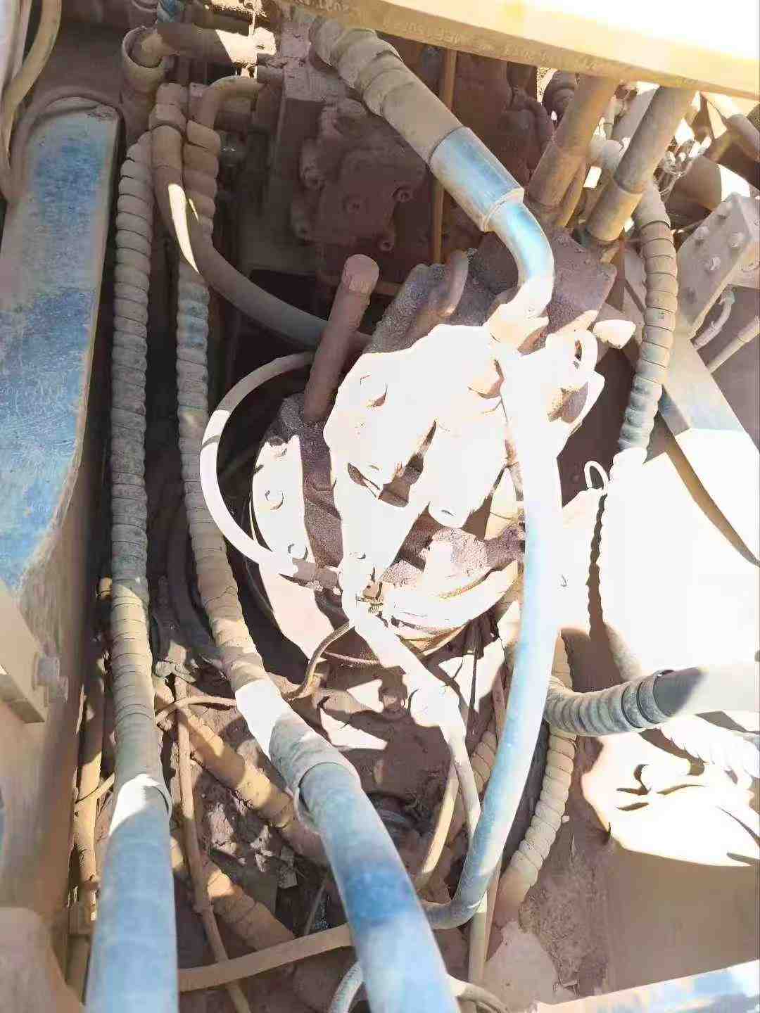 Used XCMG LW200 Excavator 2018 Model / 7