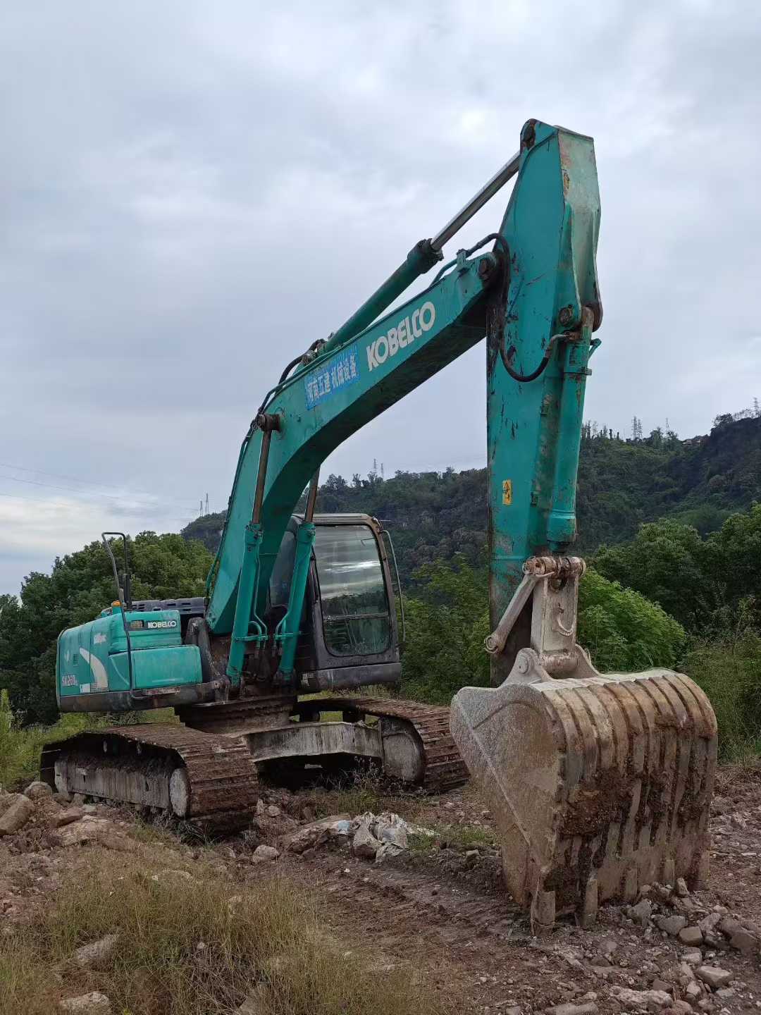 Used Kobelco SK210 Excavator 2016 Model / 3